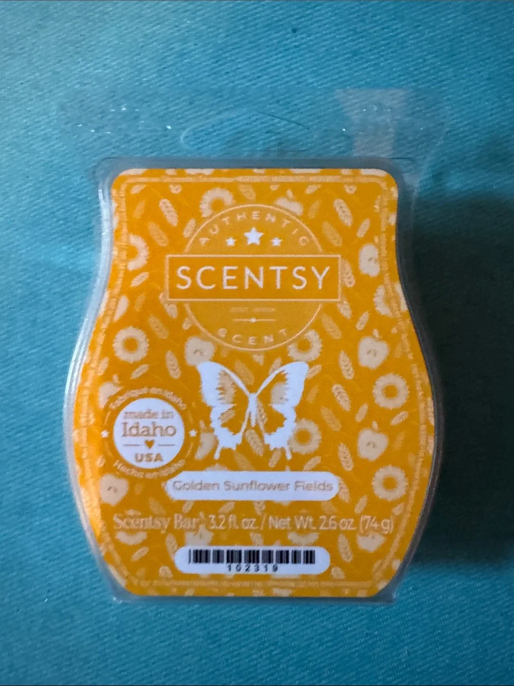 Scentsy Wax Bars — Yellow, Light Blue, Red, Gray Set